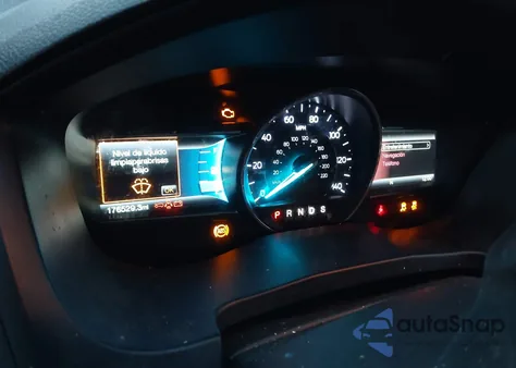 2017 Ford Explorer Limited z USA, uszkodzony, nr VIN 1FM5K8FH0HGC70050